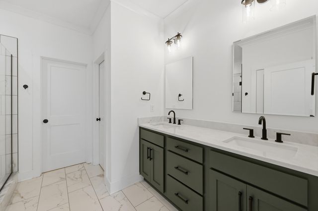 240 Harbor Village Drive, Georgetown, KY 40324