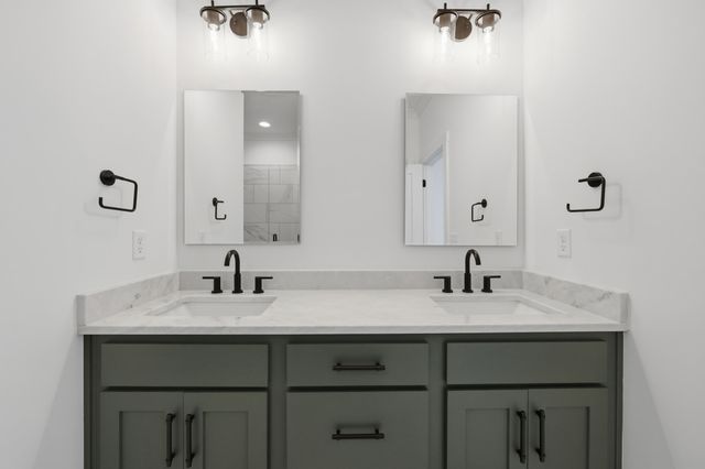 240 Harbor Village Drive, Georgetown, KY 40324