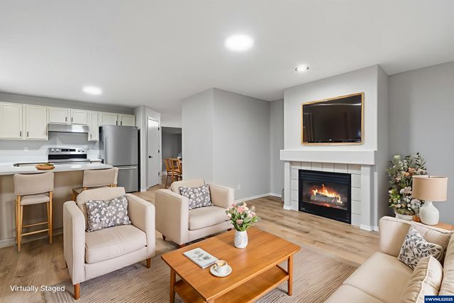 3063 30th Av SE, Albany, OR 97322