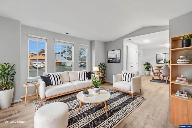 3063 30th Av SE, Albany, OR 97322