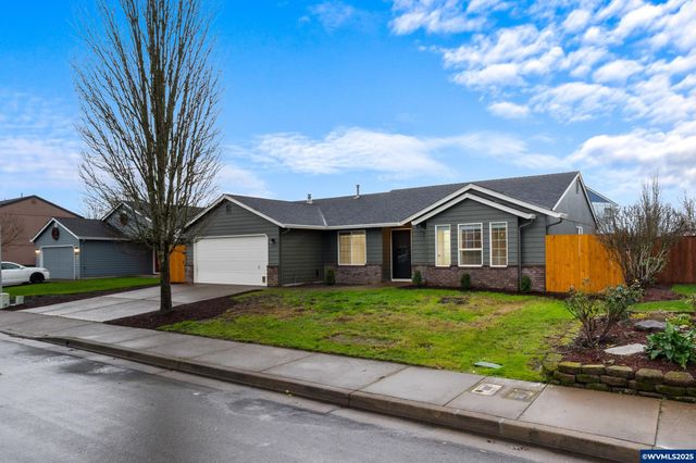 3063 30th Av SE, Albany, OR 97322