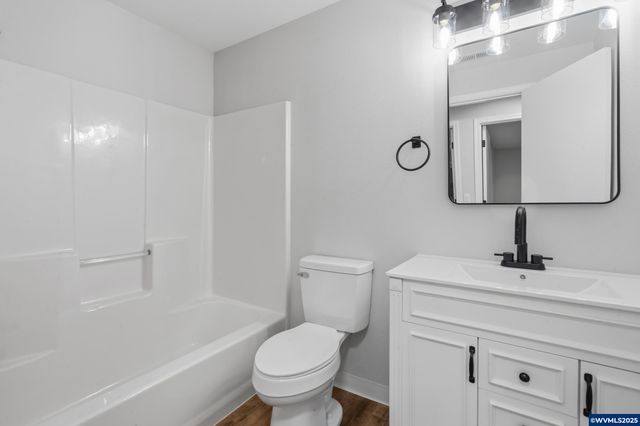 3063 30th Av SE, Albany, OR 97322