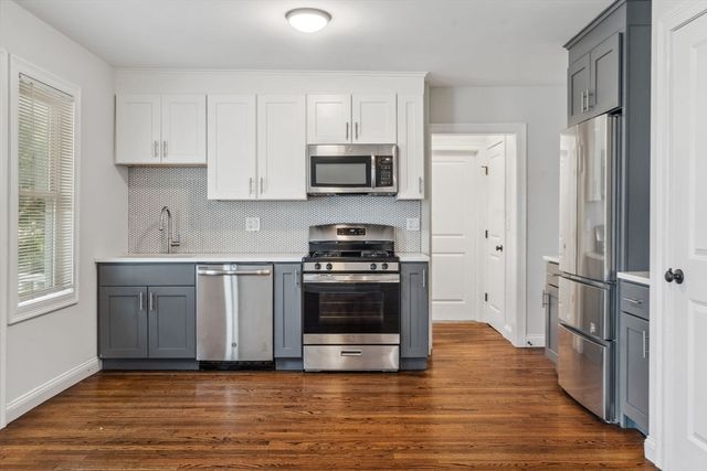 183 Whitwell St 1, Quincy, MA 02169