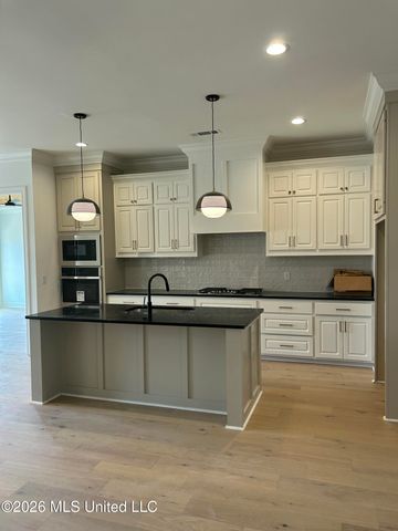 200 Bronson Bend, Flowood, MS 39232