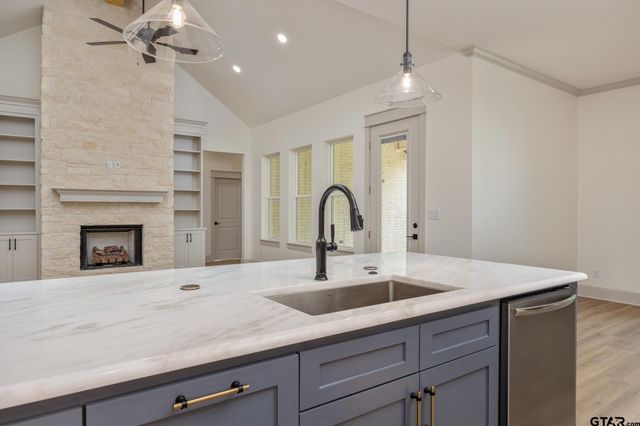12388 Madison Xing, Bullard, TX 75757