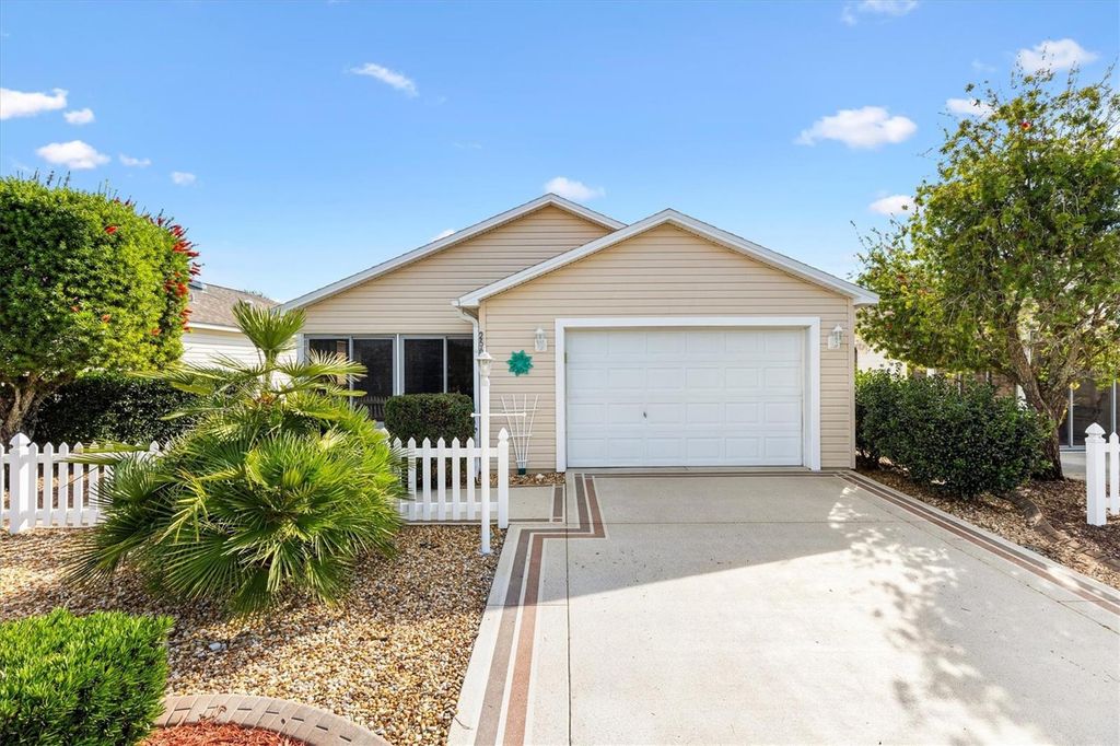 2565 ERROL TERRACE, The Villages, FL 32162