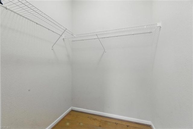 522 Knolls Dr Unit 306, Newport News, VA 23602