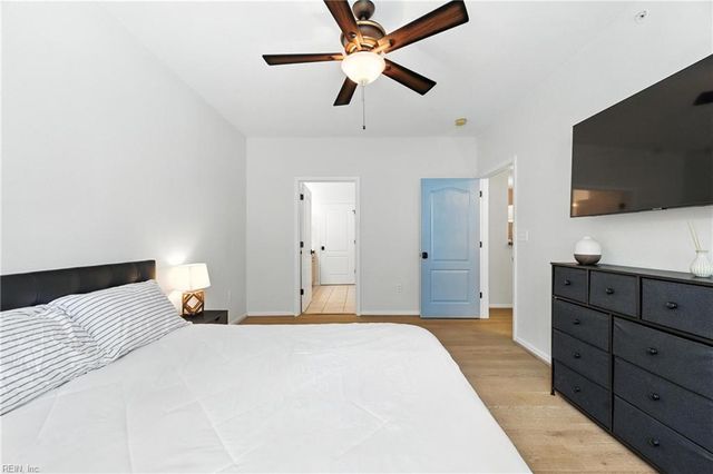 522 Knolls Dr Unit 306, Newport News, VA 23602