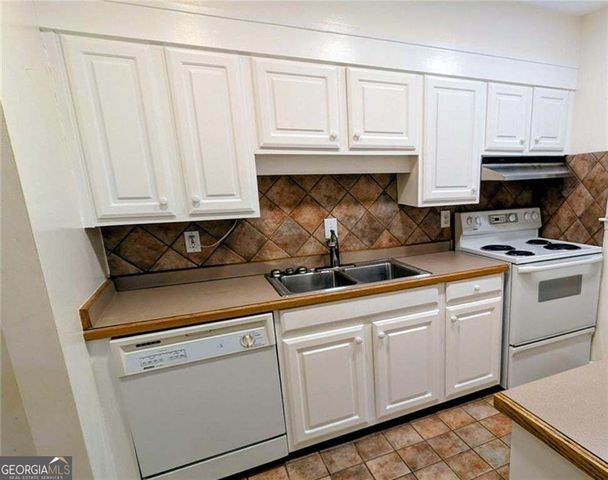 6700 Roswell Road UNIT 7A, Sandy Springs, GA 30328