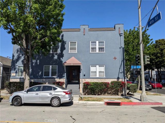 406 Linden Avenue 11, Long Beach, CA 90802