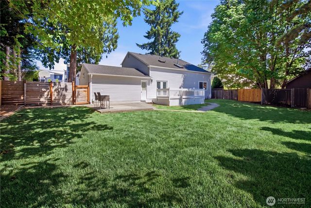 13413 NE 132nd St, Kirkland, WA 98034