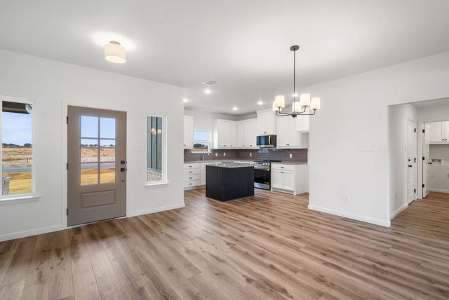 264 Yawney Drive, Lipan, TX 76462