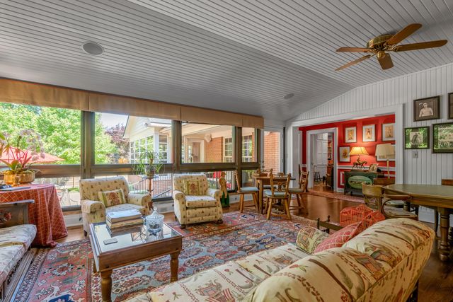 1960 Blairmore Road, Lexington, KY 40502