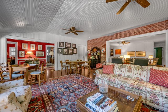 1960 Blairmore Road, Lexington, KY 40502