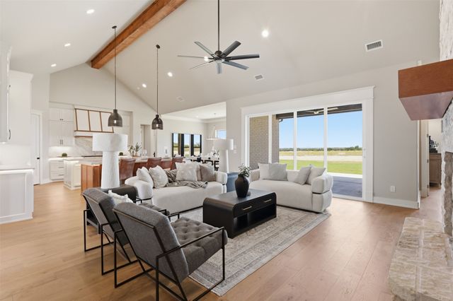 2006 Lindale Lane, Granbury, TX 76049
