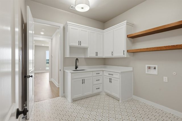 2006 Lindale Lane, Granbury, TX 76049