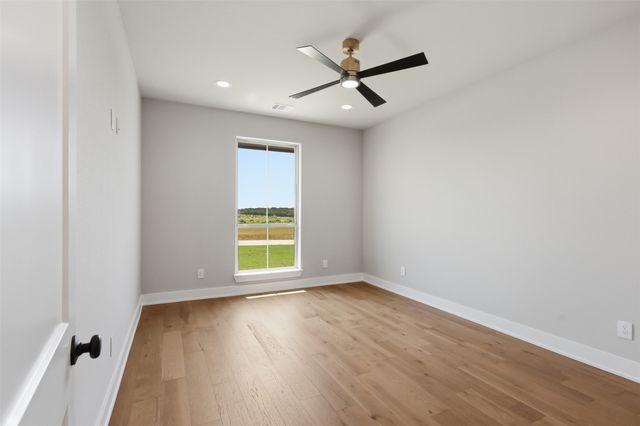 2006 Lindale Lane, Granbury, TX 76049