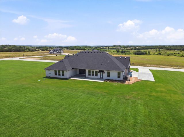 2006 Lindale Lane, Granbury, TX 76049