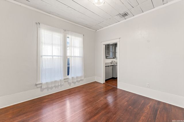 135 Panama, San Antonio, TX 78210