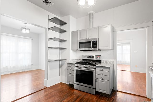 135 Panama, San Antonio, TX 78210