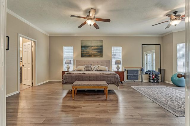 145 Park Way, Conroe, TX 77356