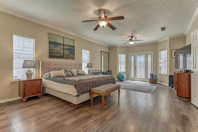 145 Park Way, Conroe, TX 77356