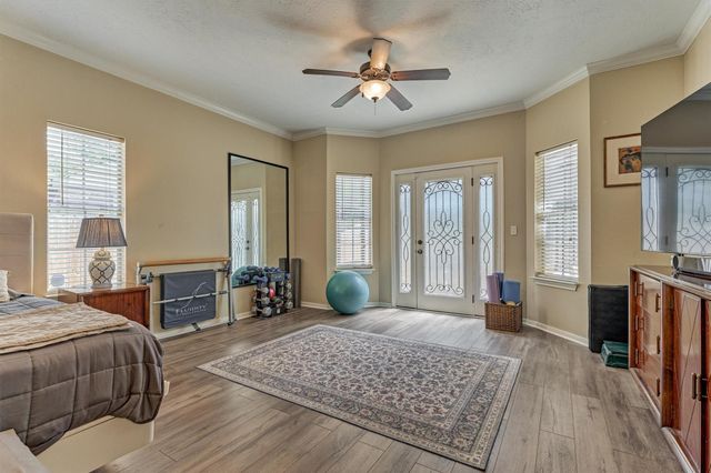 145 Park Way, Conroe, TX 77356