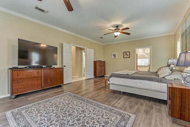 145 Park Way, Conroe, TX 77356
