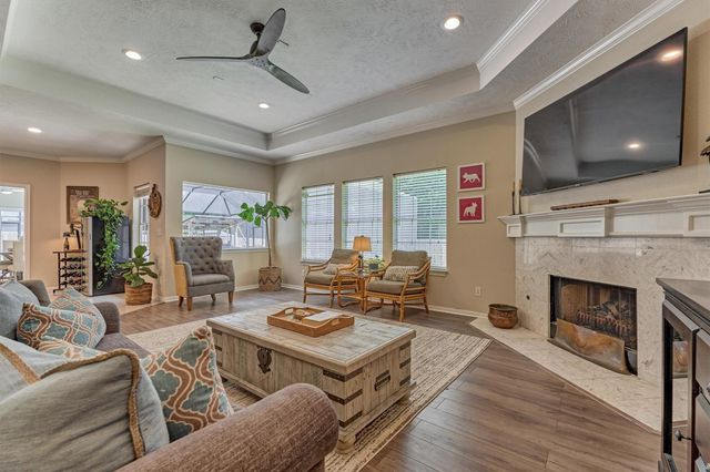 145 Park Way, Conroe, TX 77356