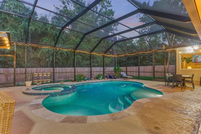 145 Park Way, Conroe, TX 77356