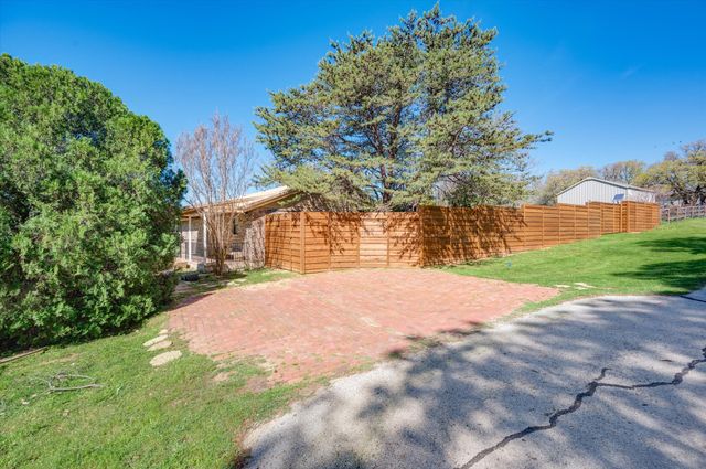 304 Oak Drive, Argyle, TX 76226