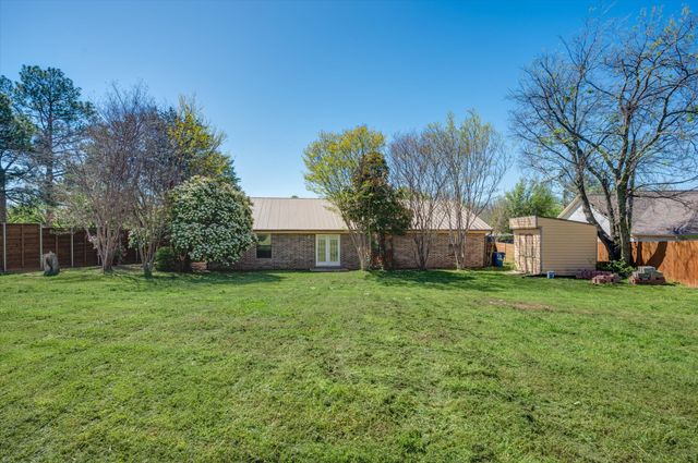 304 Oak Drive, Argyle, TX 76226