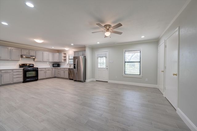 304 Oak Drive, Argyle, TX 76226