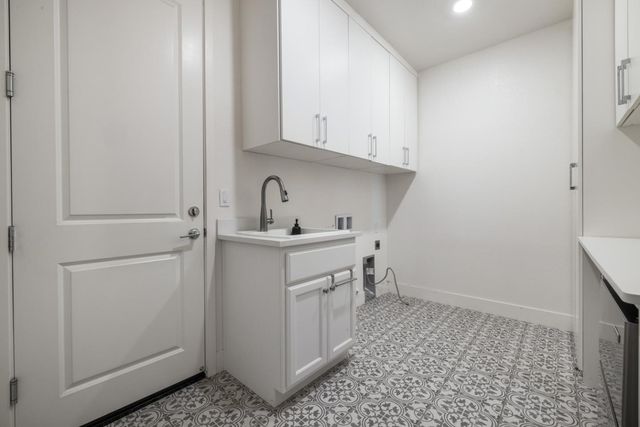 16071 Riverton Avenue, Lathrop, CA 95330
