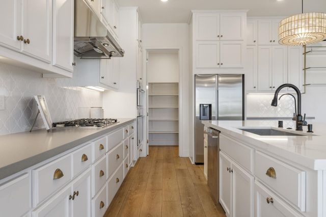 16071 Riverton Avenue, Lathrop, CA 95330