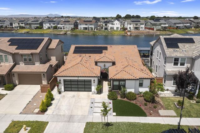 16071 Riverton Avenue, Lathrop, CA 95330