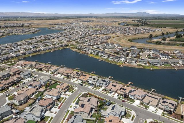 16071 Riverton Avenue, Lathrop, CA 95330