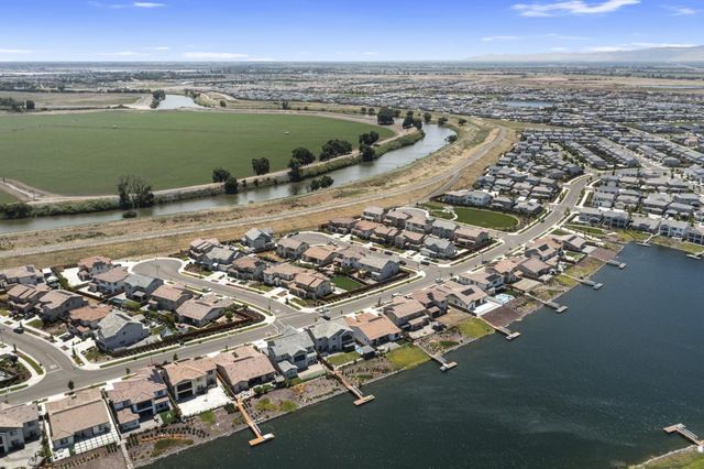 16071 Riverton Avenue, Lathrop, CA 95330