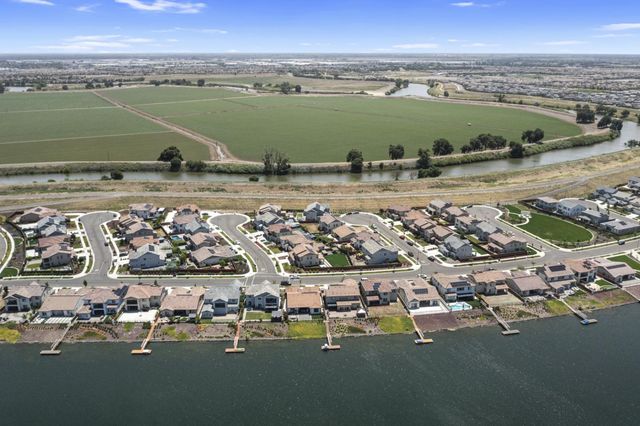 16071 Riverton Avenue, Lathrop, CA 95330