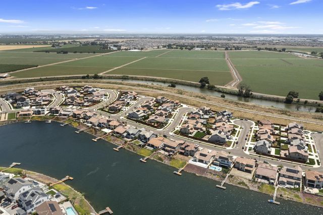 16071 Riverton Avenue, Lathrop, CA 95330