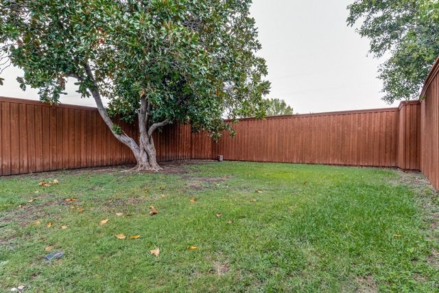 11906 Oak Highlands Drive, Dallas, TX 75243