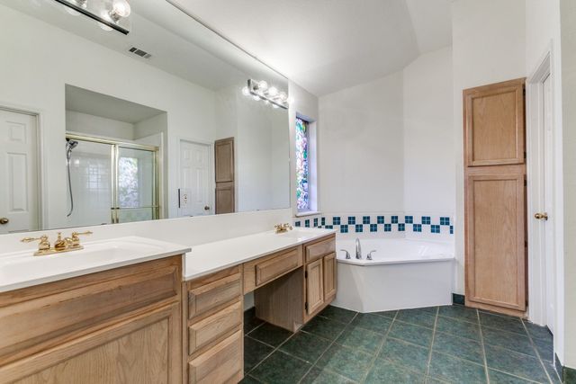 11906 Oak Highlands Drive, Dallas, TX 75243