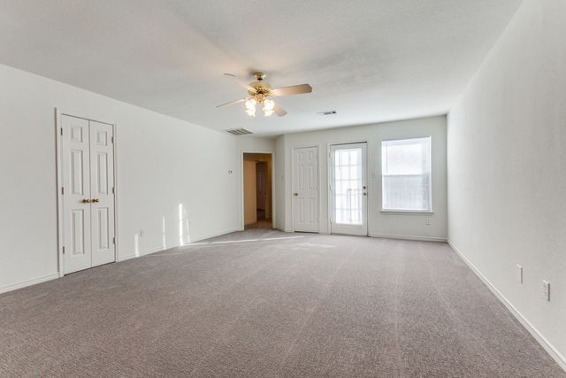 11906 Oak Highlands Drive, Dallas, TX 75243