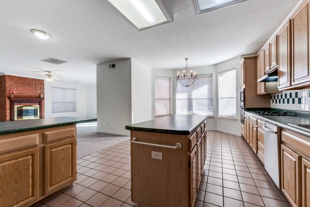 11906 Oak Highlands Drive, Dallas, TX 75243