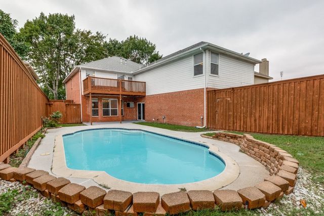11906 Oak Highlands Drive, Dallas, TX 75243