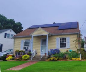 66 1st Street, Pawtucket, RI 02861