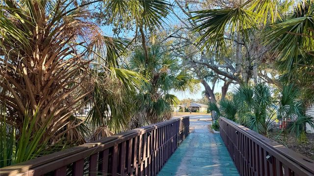 3364 RAMBLEWOOD WAY 12, Sarasota, FL 34237