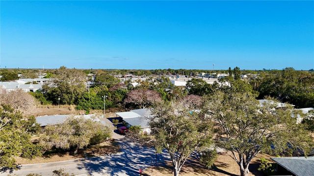 3364 RAMBLEWOOD WAY 12, Sarasota, FL 34237