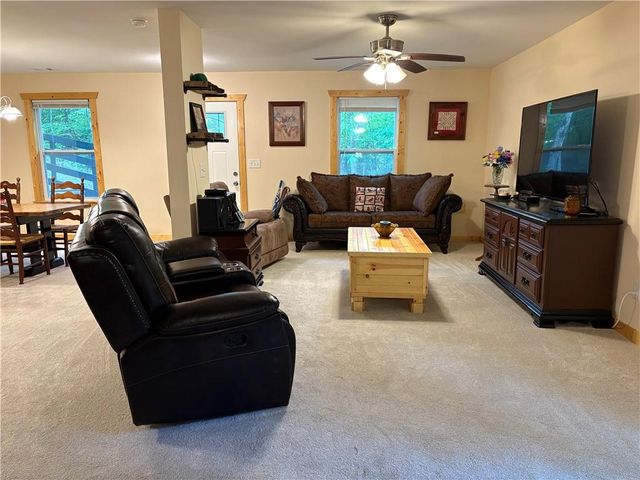 312 Aurum Hill Drive, Cleveland, GA 30528