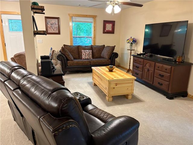 312 Aurum Hill Drive, Cleveland, GA 30528